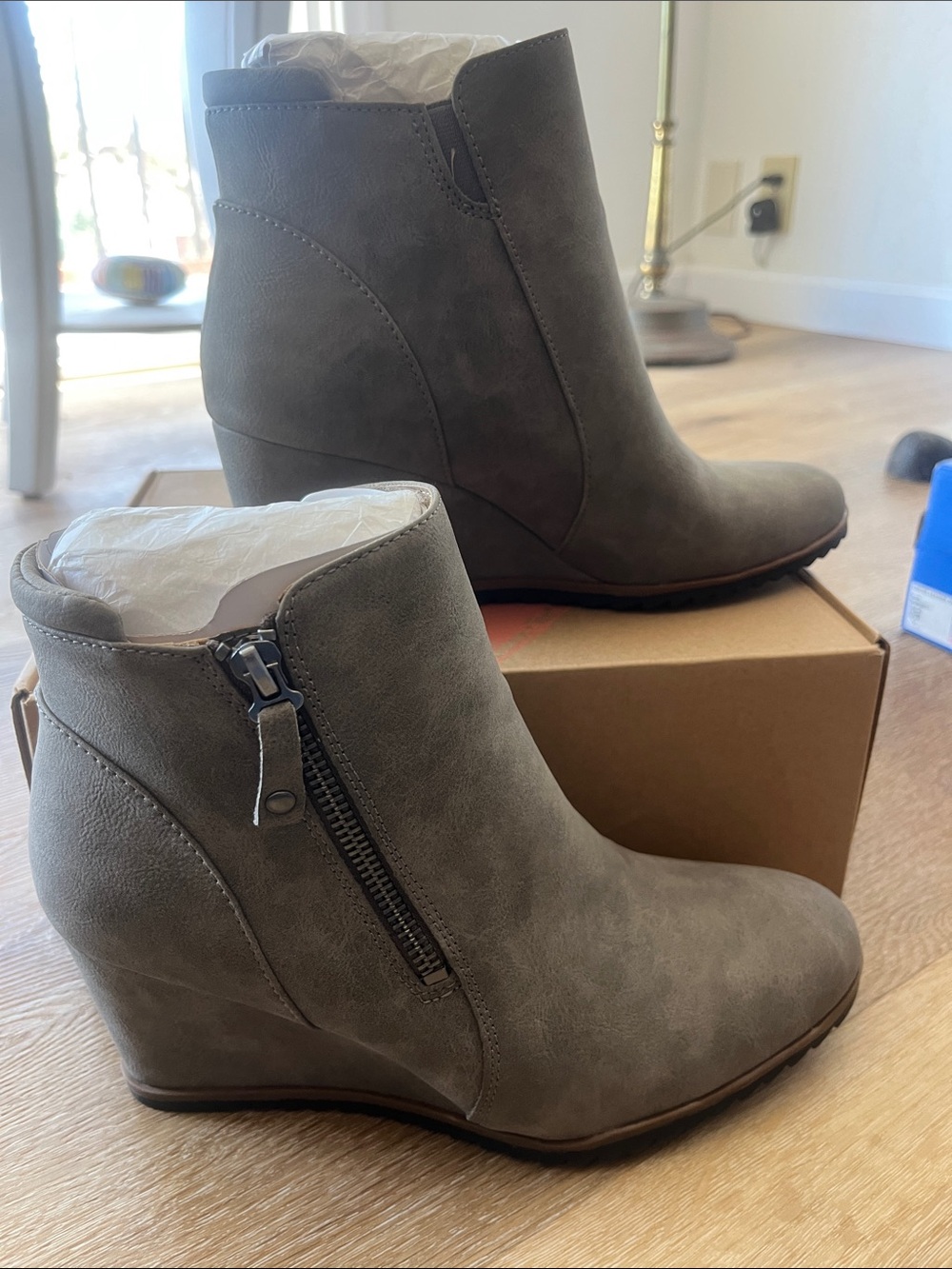 SOUL Naturalizer Gray Suede Ankle Booties - Picture 5 of 9